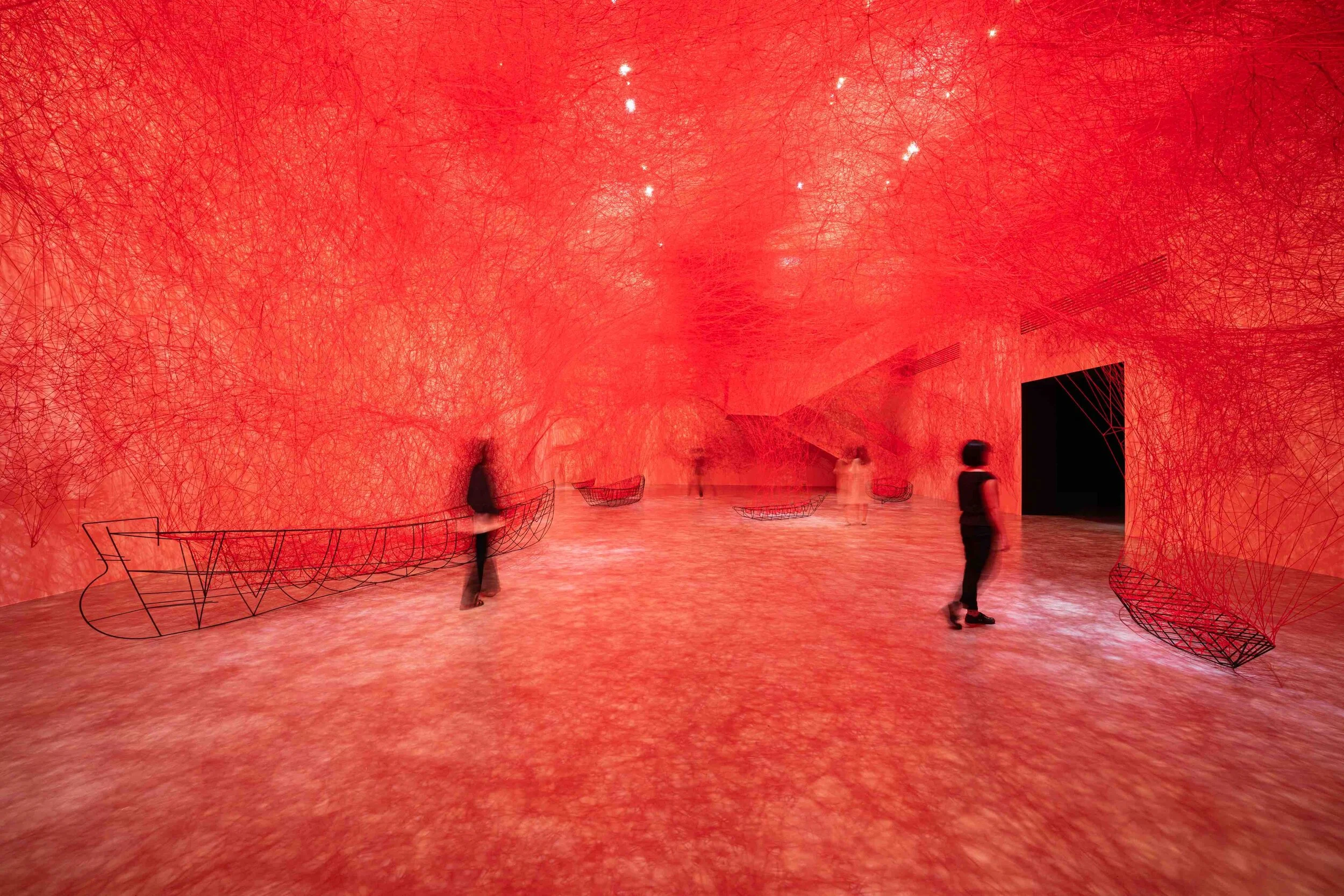CHIHARU SHIOTA–塩田千春
